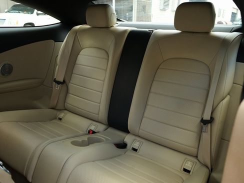 Used 2018 Mercedes-Benz C 300 Coupe image 11