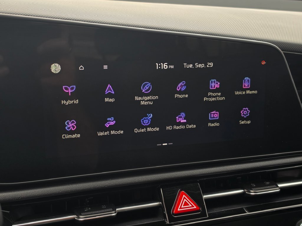 Certified 2025 Kia Niro EX FWD image 27