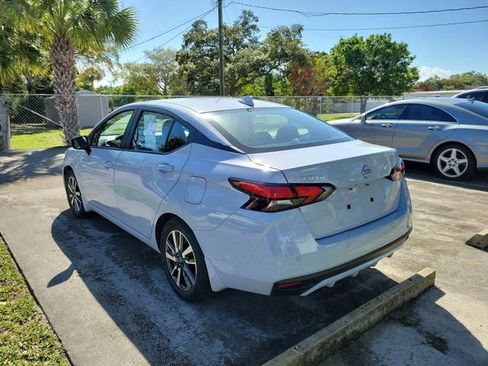 Used 2025 Nissan Versa SV w/ Trunk Package image 3