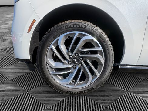 Certified 2026 Lincoln Navigator Reserve w/ Jet Appearance Package AWD/4WD image 14