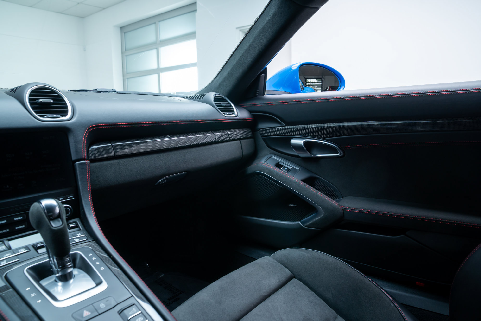 Used 2025 Porsche 718 Cayman GTS RWD image 13
