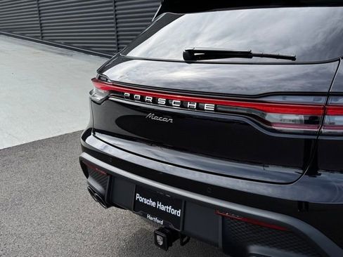 New 2026 Porsche Macan AWD/4WD image 37