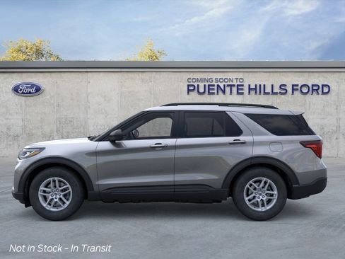 New 2026 Ford Explorer Active RWD image 3