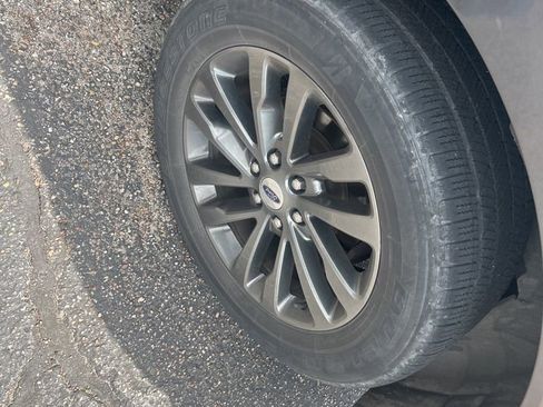 Used 2020 Ford Expedition Max Limited w/ Equipment Group 301A image 8