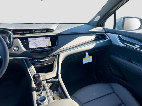 New 2025 Cadillac XT5 Premium Luxury w/ Technology Package image 24