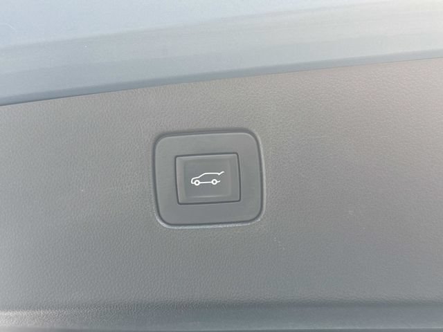 Used 2025 Buick Envista Sport Touring w/ Convenience I Package FWD image 14