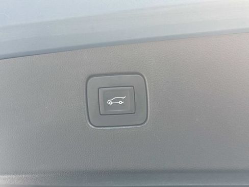 Used 2025 Buick Envista Sport Touring w/ Convenience I Package FWD image 14