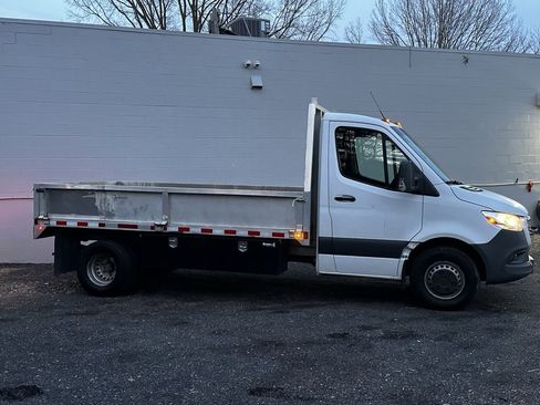 Used 2019 Freightliner Sprinter 3500 w/ Premium Plus Package image 9