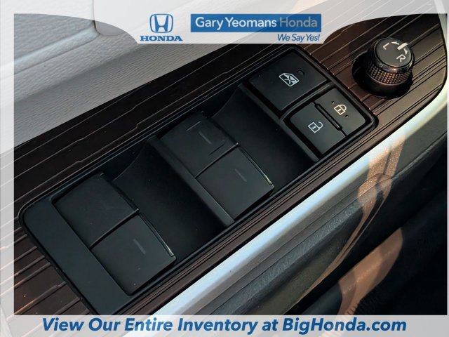 Used 2021 Toyota Sienna XLE FWD image 25