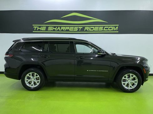 Used 2023 Jeep Grand Cherokee L Limited AWD/4WD image 11