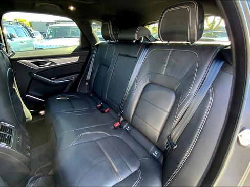 New 2025 Jaguar F-PACE R-Dynamic S image 11