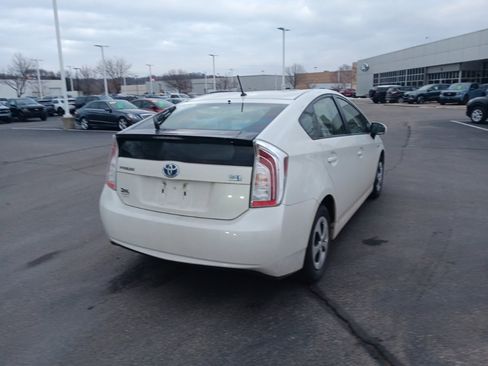 Used 2014 Toyota Prius Two image 6