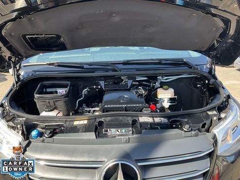 Used 2024 Mercedes-Benz Sprinter 2500 image 12