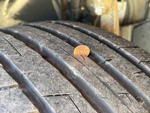 Used 2011 Mercedes-Benz GL 550 4MATIC image 14