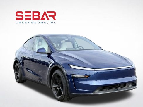 Used 2026 Tesla Model Y 2WD image 5
