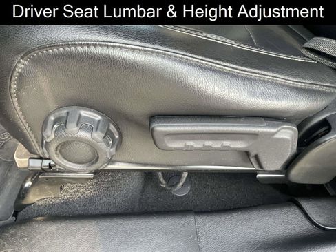 Used 2021 Jeep Wrangler Unlimited Sahara image 16