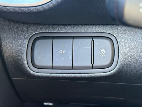 Certified 2023 Hyundai Venue SEL w/ Cargo Package image 25