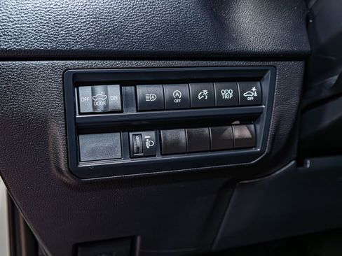 Used 2025 Toyota Tundra SR5 w/ SR5 Convenience Package image 17