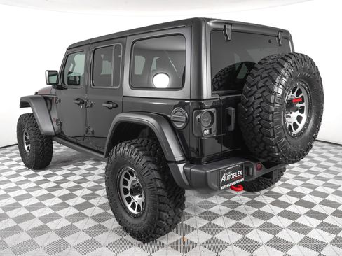 Used 2024 Jeep Wrangler Unlimited Rubicon w/ Technology Group image 7