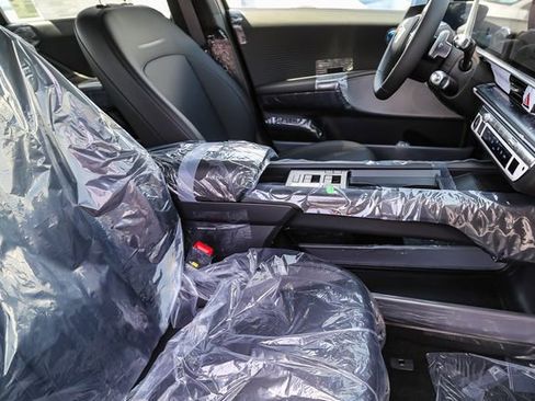 New 2025 Hyundai Ioniq 6 SEL image 16