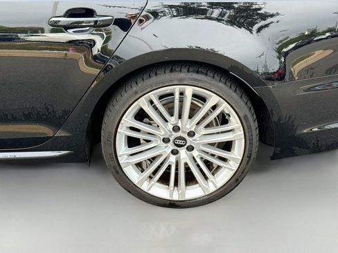 Used 2018 Audi A4 2.0T Ultra Premium Plus FWD image 30