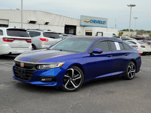 Used 2018 Honda Accord Sport image 4