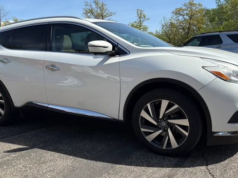 Used 2017 Nissan Murano Platinum w/ Platinum Technology Package AWD/4WD image 12
