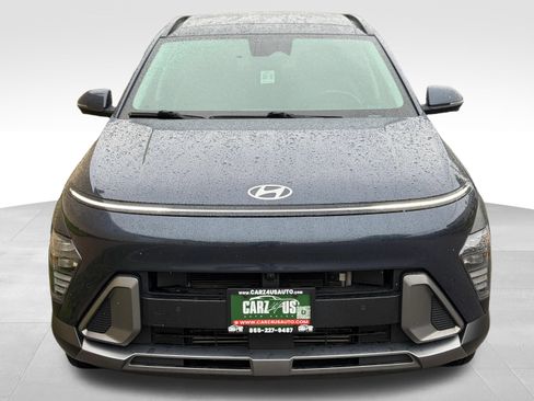 Used 2024 Hyundai Kona Limited AWD/4WD image 2