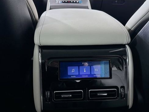 New 2026 Lincoln Aviator 2WD image 27