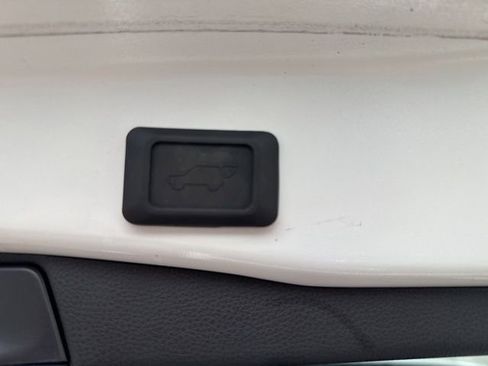 Used 2024 Toyota RAV4 XLE w/ Convenience Package AWD/4WD image 25
