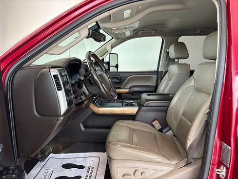 Used 2019 Chevrolet Silverado 3500 LTZ w/ Duramax Plus Package AWD/4WD image 10