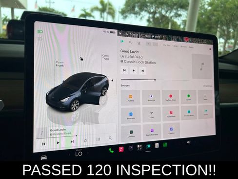 Used 2024 Tesla Model Y Long Range RWD image 8