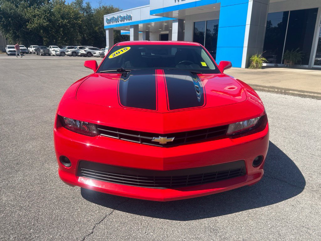 Used 2015 Chevrolet Camaro LT RWD image 2