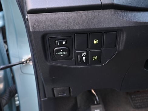 Used 2014 Toyota Prius Prime Plug-In Hybrid FWD image 28