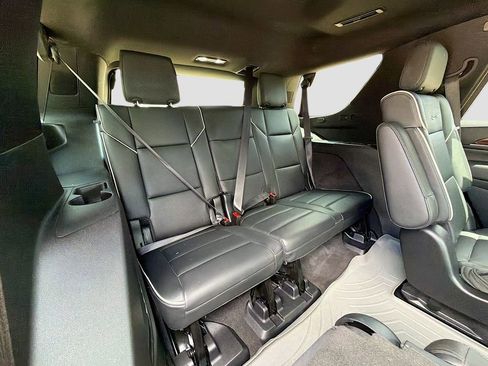 Used 2023 Cadillac Escalade Premium Luxury w/ LPO, Radiant Package AWD/4WD image 29