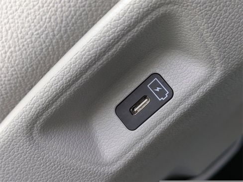 Used 2025 Kia Sorento SX Prestige image 15