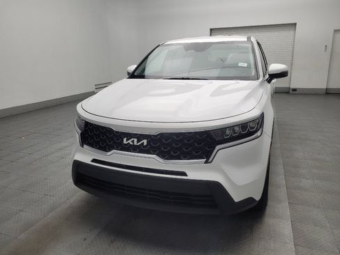 Used 2023 Kia Sorento LX image 15