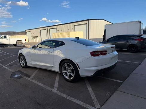 Used 2023 Chevrolet Camaro LT RWD image 4