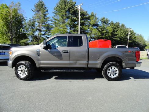 Used 2020 Ford F250 XLT w/ XLT Value Package AWD/4WD image 8