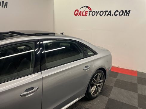 Used 2017 Audi A8 L 4.0T w/ Dynamic Package image 5