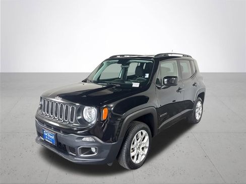 Used 2018 Jeep Renegade Latitude image 2