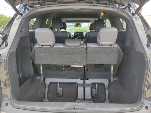 Used 2023 Toyota Sienna XLE Woodland Edition AWD/4WD image 8
