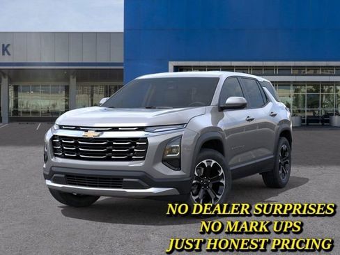 New 2026 Chevrolet Equinox LT w/ Convenience Package II FWD image 6