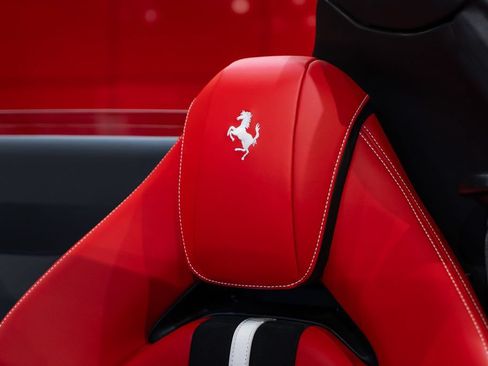 Certified 2021 Ferrari 812 GTS RWD image 6