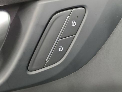 Used 2025 Buick Enclave Preferred image 26