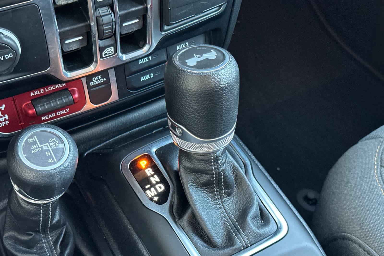 Used 2024 Jeep Wrangler Unlimited AWD/4WD image 21