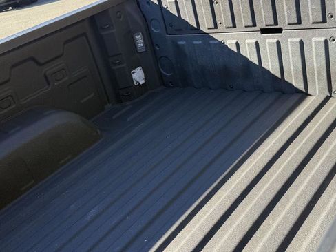 Used 2022 GMC Sierra 1500 Denali w/ Denali Premium Package image 10