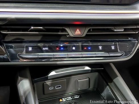 New 2025 Buick Envision Avenir AWD/4WD image 18