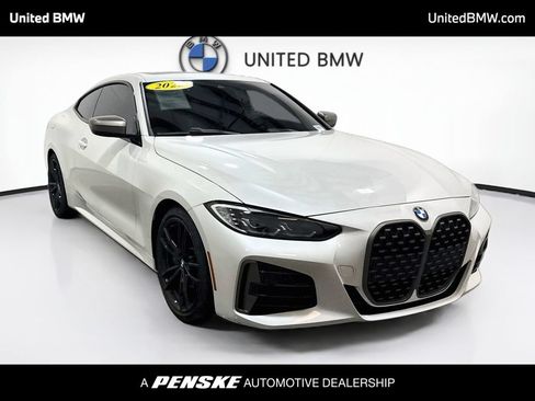 Used 2022 BMW M440i Coupe w/ Premium Package RWD image 3