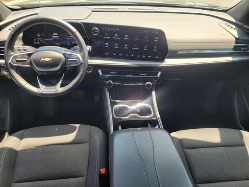 Used 2024 Chevrolet Traverse LT FWD image 10